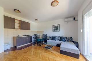 Апартаменты Novi Apartments Херцег-Нови Апартаменты с 1 спальней и балконом-1